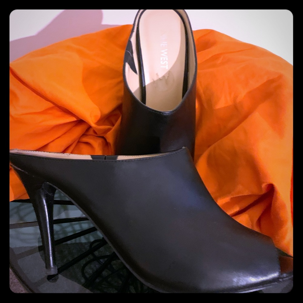 Nine West, Funny How, Peep Toe Mules